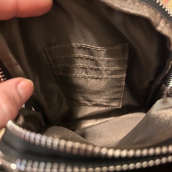 Amazon Anti Theft Black Leather Crossbody Sling Bag - Picture 11 of 15